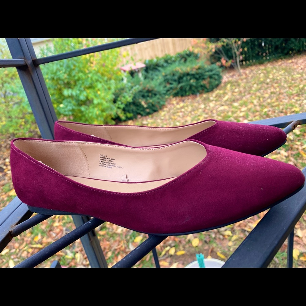 NY&C burgundy maroon flats
